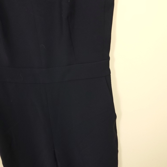 Banana Republic V-Neck Jumpsuit in Black NWOT - Picture 3 of 10